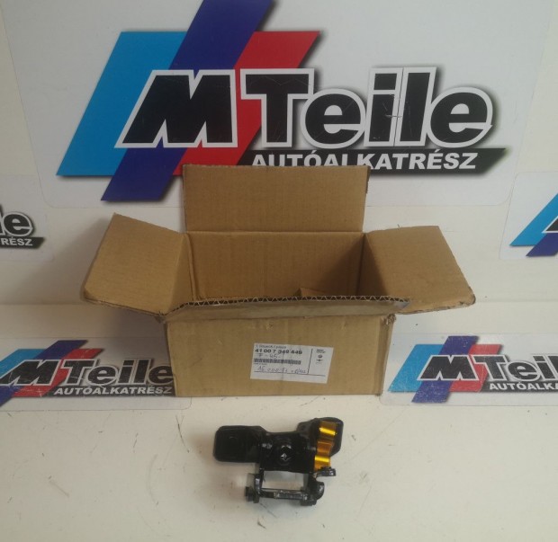 [GY�RI �J] BMW - CSOMAGT�R AJT� FED�L ZSAN�R - 2-ES / F45 - 41 00 734